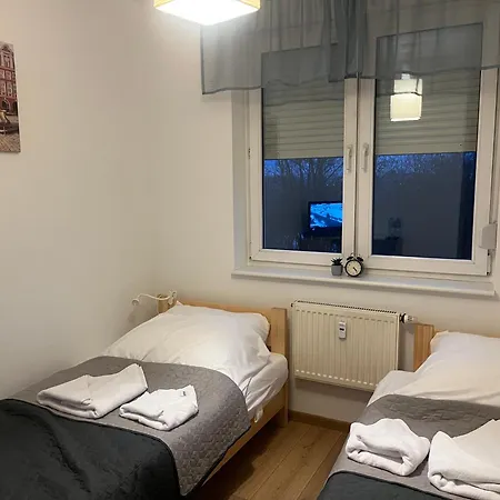 Dom Tobie Bliski W Parku Warta Prywatna Kuchnia Lazienka Parking Poznan