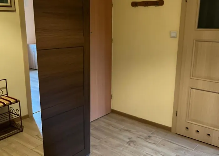 Dom Tobie Bliski W Parku Warta Prywatna Kuchnia Lazienka Parking Homestay